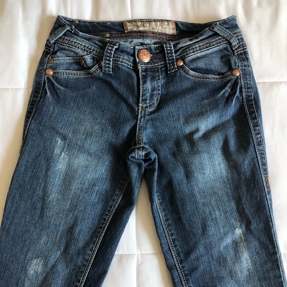 Nissi Bootcut Jeans - Picture 2 of 3